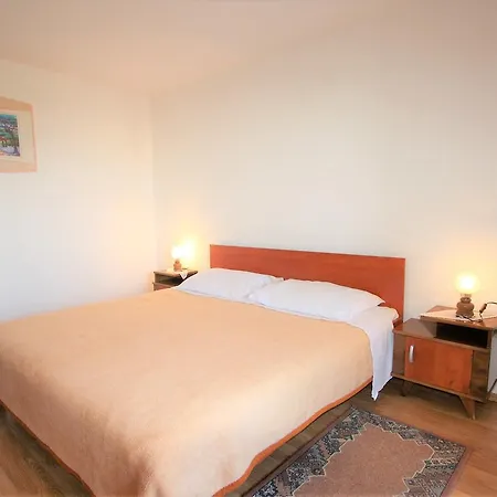 Livio Stranici 3* Rosini