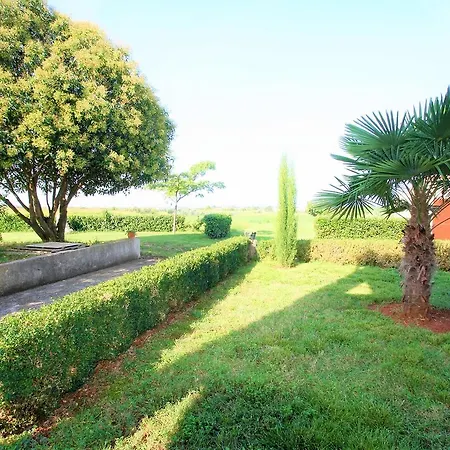 Guest house Livio Stranici 3*